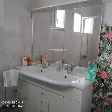 Chambres Tout Confort,Gare Tgv ,Wifi,Clim, Parking,Pt Dejeuner Perpignan Buitenkant foto