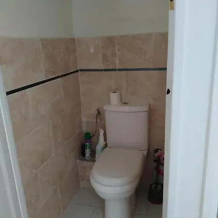 Chambres Tout Confort,Gare Tgv ,Wifi,Clim, Parking,Pt Dejeuner Perpignan Buitenkant foto