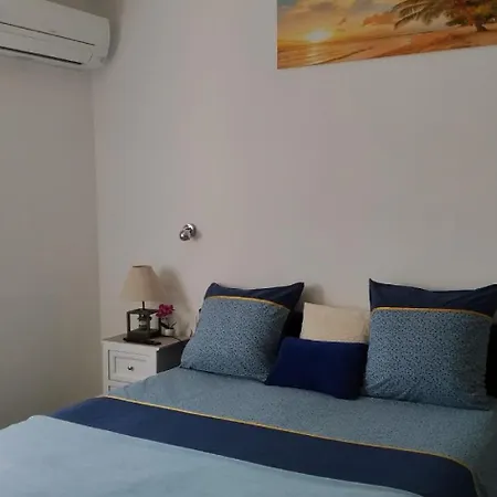 Chambres Tout Confort,Gare Tgv ,Wifi,Clim, Parking,Pt Dejeuner Perpignan Buitenkant foto
