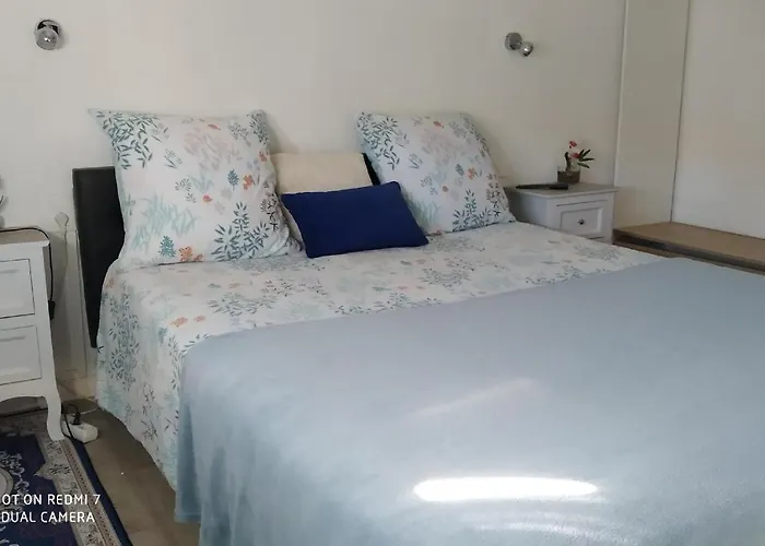 Chambres Tout Confort,Gare Tgv ,Wifi,Climatisation, Parking,Pt Dejeuner Inclus
