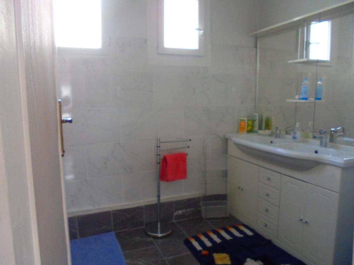 Confort,gare Tgv ,wifi,clim, Parking,pt Dejeuner Privatunterkunft Perpignan